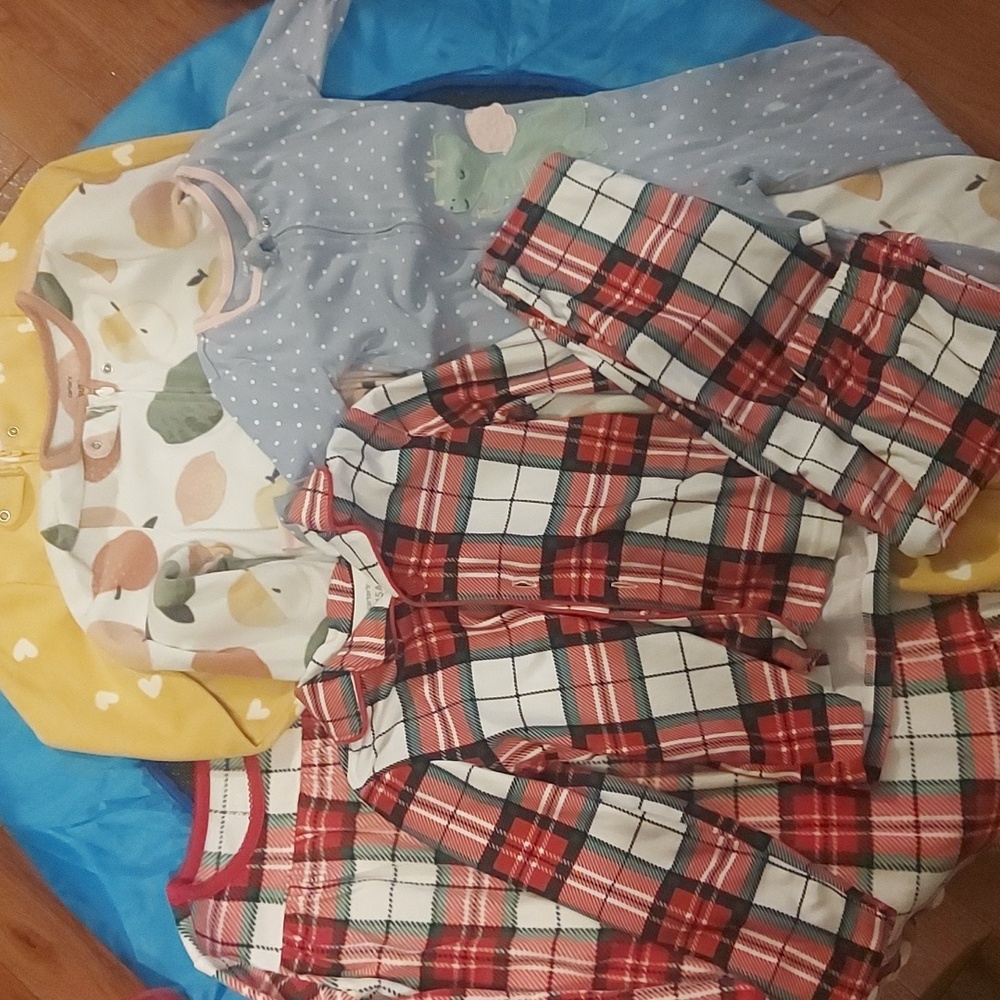 Carters Little Girl Sleepwear Bundle 5t